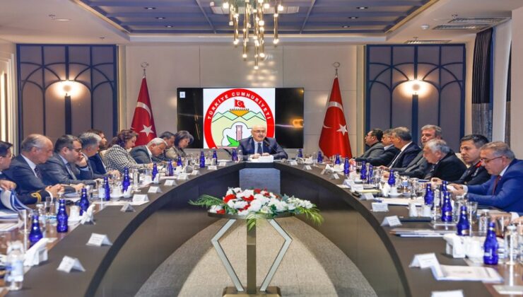 Adana’nın Huzur ve Refahı İçin Yetkililer Bir Araya Geldi